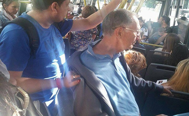Abuso en el colectivo 160: un hombre de 82 años le eyaculó en el brazo a una joven | Actualidad