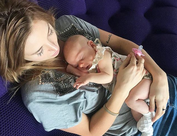 A un mes de ser mamá, Jesica Cirio escribió un mensaje inspirador para las mujeres | Espectáculos