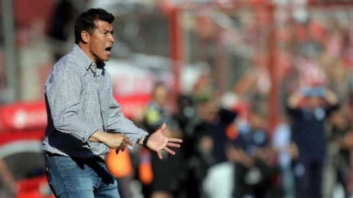 Federación española de fútbol le negó el permiso a Almirón para dirigir en ese país | Deportes