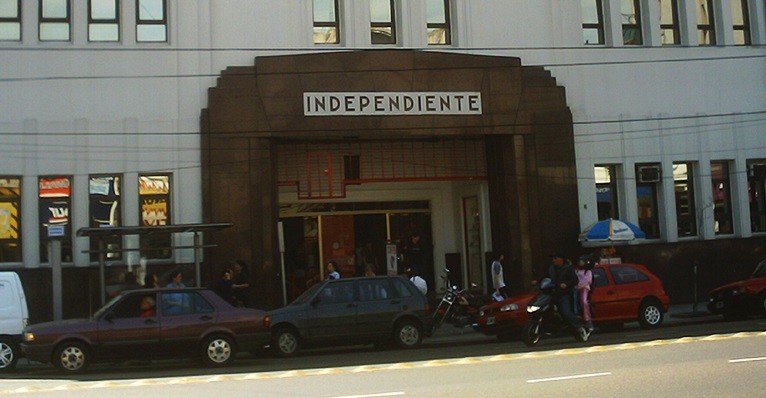 Lavado de dinero: allanan la sede de Independiente | Deportes