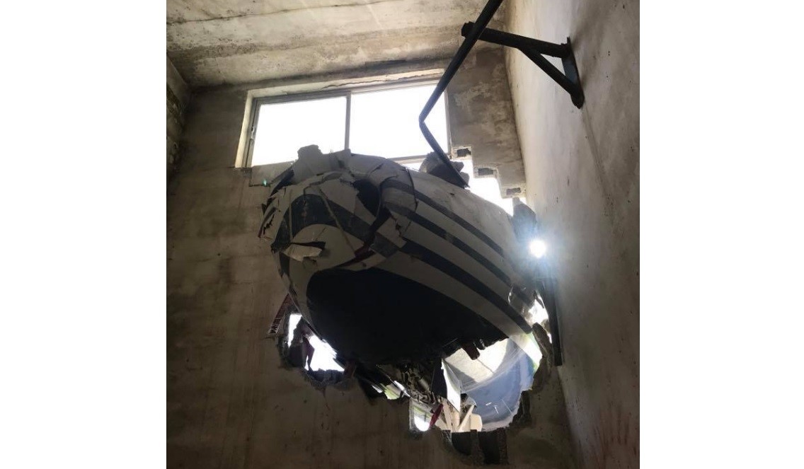 Un avión se incrustó en un edificio | Internacionales