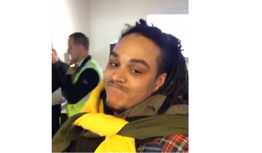 No lo dejaron subir al avión porque se puso toda su ropa para no pagar exceso de equipaje | Curiosidades