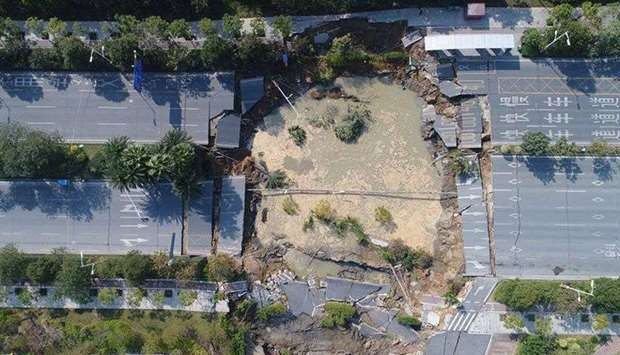 Ocho muertos y tres desaparecidos al hundirse una calle en China | Internacionales