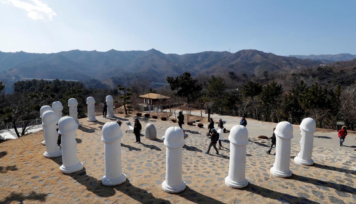 Parque en honor al pene, otro atractivo de los Juegos Olímpcos de Invierno | Curiosidades