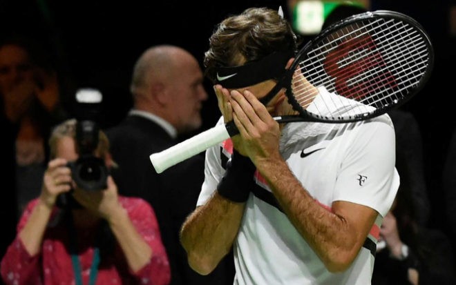 Federer desplaza a Nadal y se convierte en el número 1 más veterano de la historia del tenis | Deportes