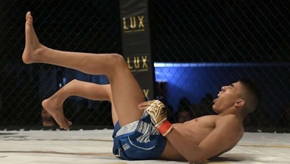 Fuertes imágenes: la escalofriante fractura de un luchador en un combate de artes marciales mixtas | Deportes