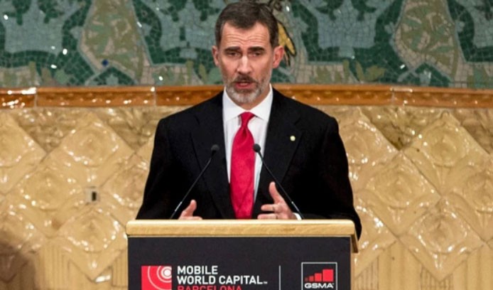 El rey de España visitó Cataluña en plena crisis por la independencia | Internacionales