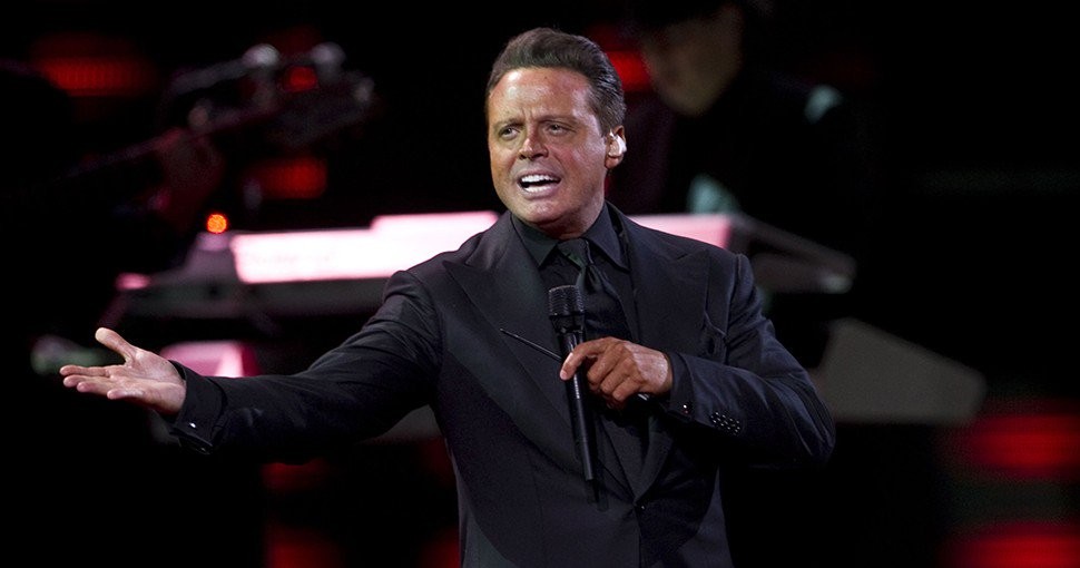 Luis Miguel sorprendió a sus fanáticas con "gestos obscenos" en pleno show | Espectáculos