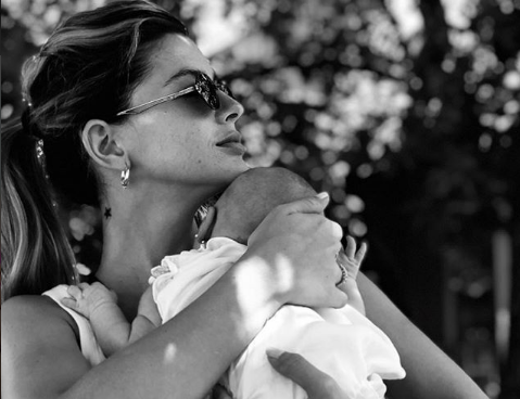 Ternura total: el video de la China Suárez con Magnolia durmiendo en su pecho | Espectáculos