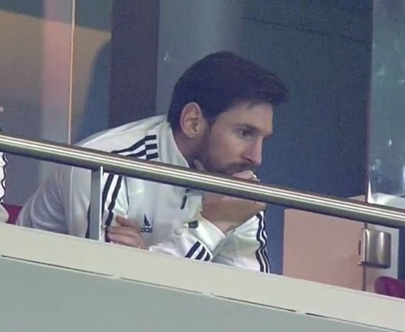 Messi lo sufrió en la tribuna y se fue cuando España hizo el sexto gol | Deportes