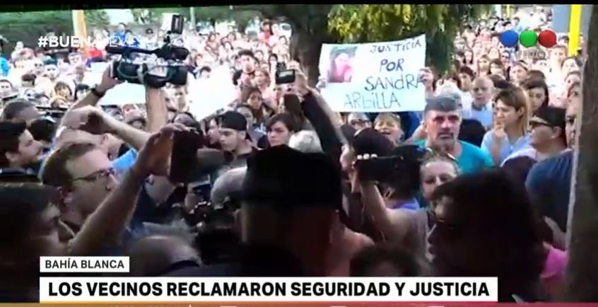 Vecinos de Bahía Blanca reclamaron justicia por Agustina | Actualidad