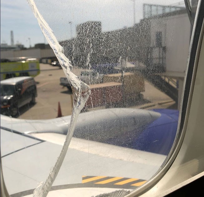 Otro avión de Southwest Airlines aterrizó de emergencia por una ventanilla rota | Internacionales