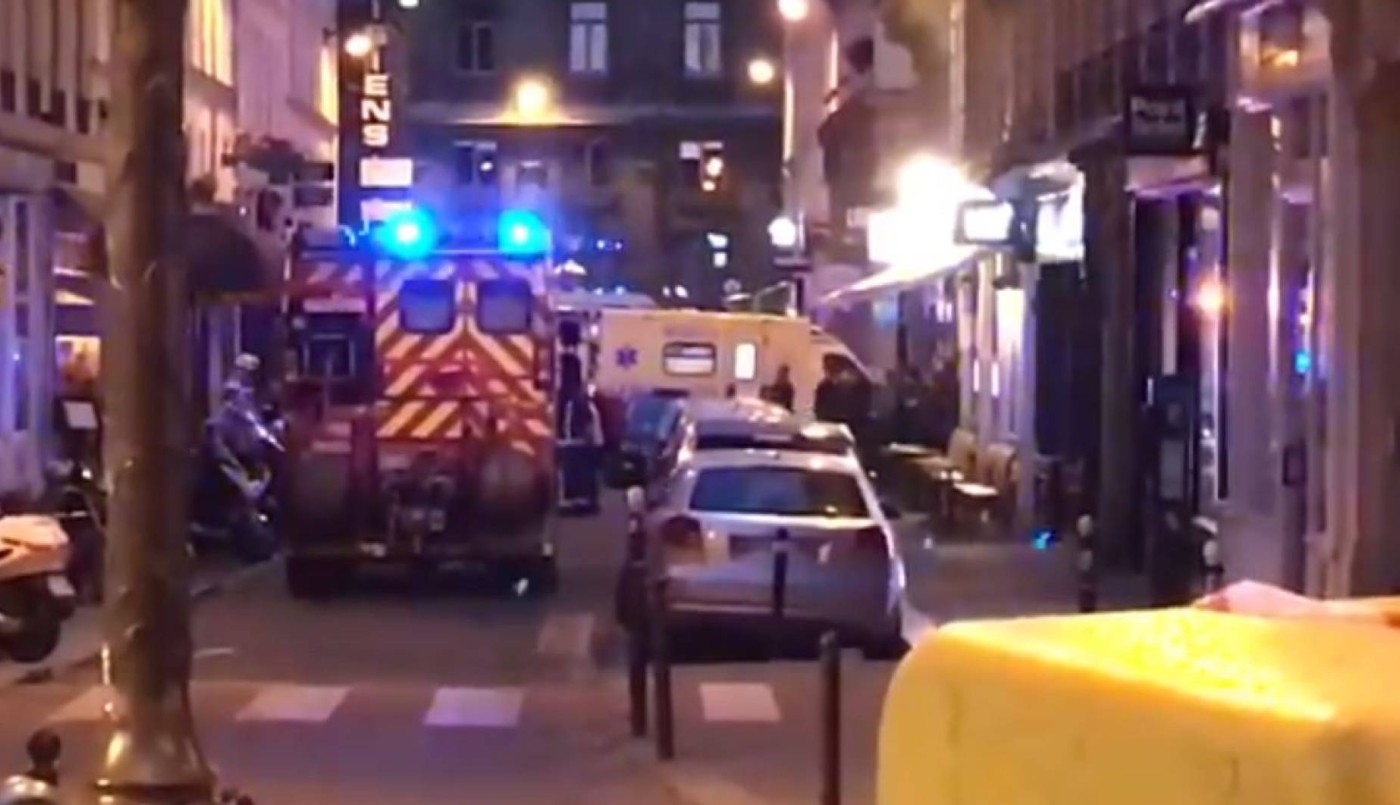 Un hombre acuchilló a varias personas por las calles de París: un muerto | Internacionales