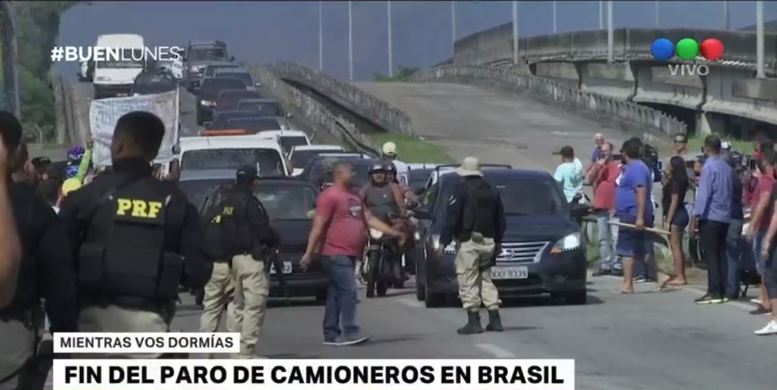 Brasil: Temer anunció un acuerdo con los camioneros para levantar la huelga | Internacionales