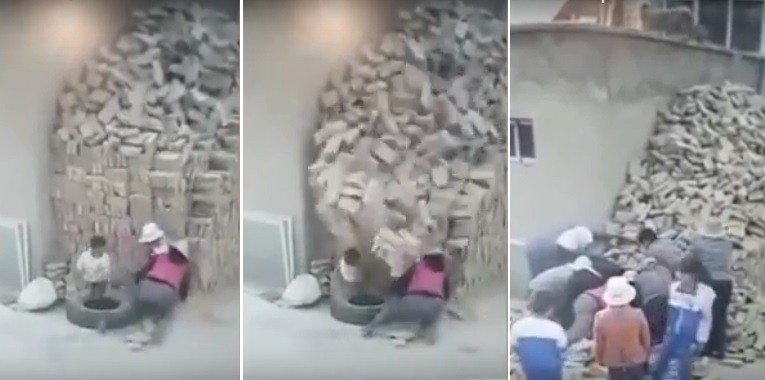 Fuerte video: pila de ladrillos sepulta a dos nenes | Internacionales
