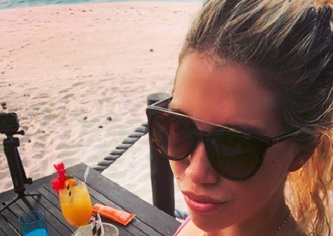 Wanda Nara al borde de la censura en Instagra: Icardi desnudo y ella en microbikini | Espectáculos