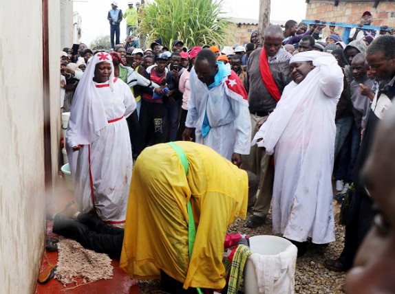 La supuesta captura de un duende que se viralizó en las redes | Redes