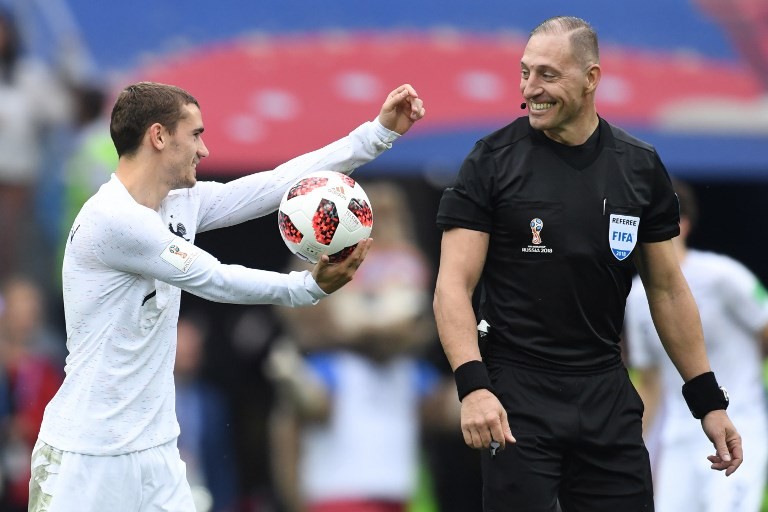 Pitana sigue en carrera para dirigir la final del Mundial | Rusia 2018