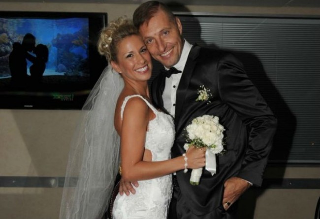 Las fotos ultra hot de la mujer de Pitana, el árbitro argentino que dirigirá la final del Mundial | Redes