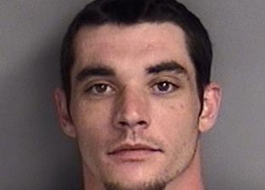 Un hombre pateó con brutalidad a su mujer embarazada: "Sólo quería lastimar al bebé" | Internacionales