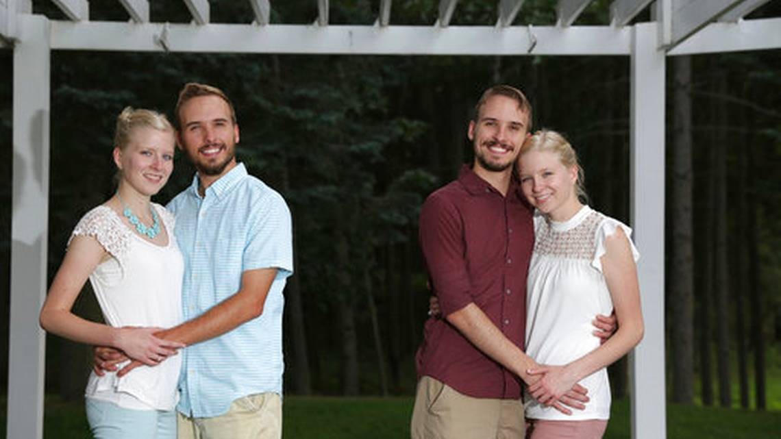 La increíble historia de las dos parejas de gemelos que se casan y se van a vivir juntos | Curiosidades