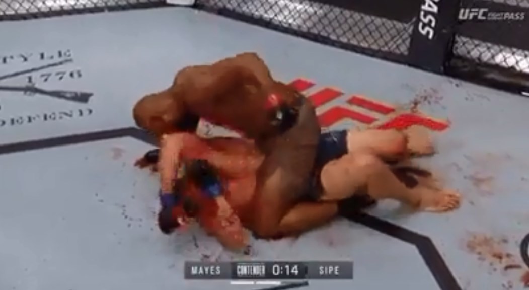 El nocaut más escalofriante de la UFC: quedó el ring teñido de sangre | Deportes