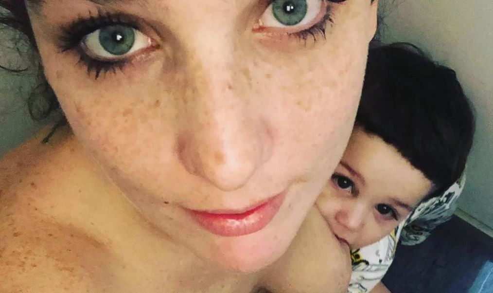 La respuesta de Juana Repetto tras las críticas por su foto amamantando en el baño | Espectáculos