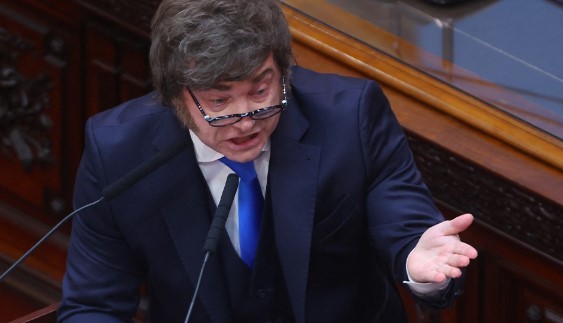 Milei se refirió a Irán: "Vení a explicarme qué pasó con Nisman", inquirió a un legislador opositor | Política