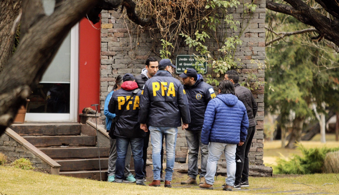 Se reanudó el allanamiento a la casa de Cristina en el Calafate | Política
