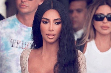 Un viral misterioso y hot: la extraña foto de Kim Kardashian que arrasa en Instagram | Redes