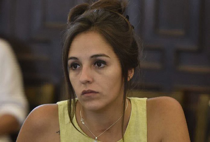 La ministra de Educación de San Luis se filmó luego de fumar marihuana | Actualidad