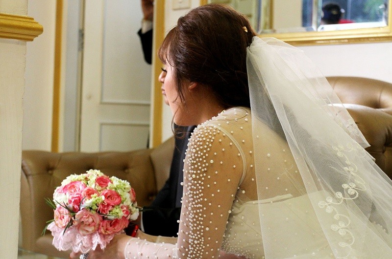 Mujer denunció que la casaron en verdad durante un juego de rol en una entrevista laboral | Internacionales