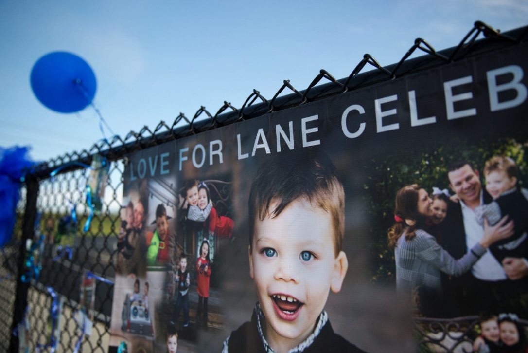 Hace dos años un cocodrilo devoró a su hijo de 2 años en Disney: el conmovedor homenaje de sus padres | Internacionales