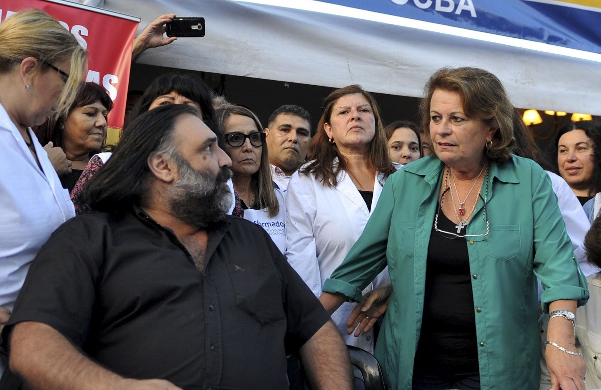 Tras el aumento por decreto, docentes bonaerenses harán paro el lunes y el martes | Política
