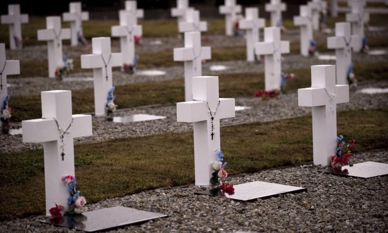 Malvinas: identificaron al soldado 101 enterrado en el cementerio de Darwin | Política