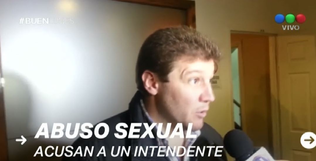 Denuncian a intendente fueguino por presuntos pedidos de favores sexuales a trabajadores | Política