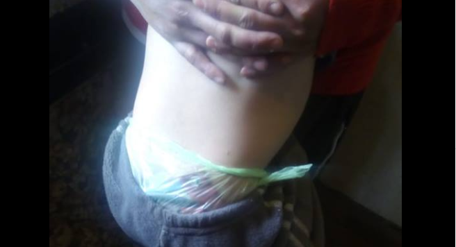 Piden ayuda para un bebé mendocino que usa bolsas porque no le pueden comprar pañales | Redes