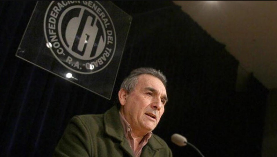 Crítica de la CGT a empresarios que no quieren pagar el bono: "Somos socios en las malas" | Política