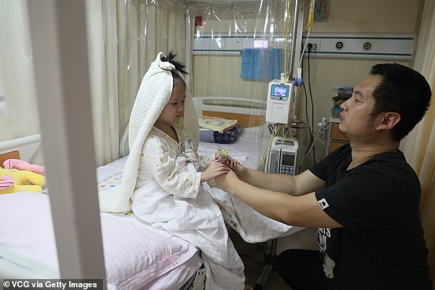 El padre que le cumplió el sueño a una nena de 4 años con cáncer terminal: ser una novia | Curiosidades