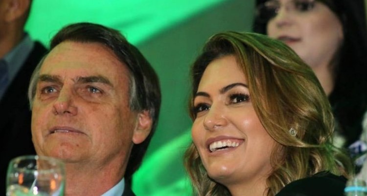 El papelón de la esposa de Bolsonaro: confundió a Evita con Nacha Guevara | Internacionales
