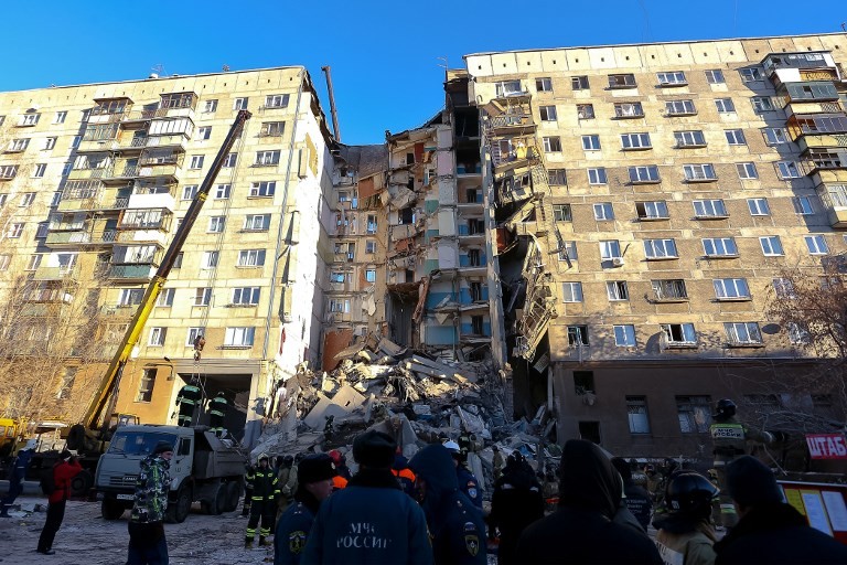 Impactante explosión y derrumbe en un edificio de Rusia: hay al menos cuatro muertos | Internacionales