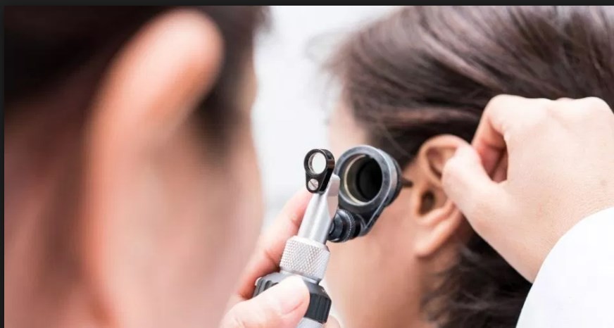 El extraño caso de la mujer que no puede escuchar las voces de los hombres | Curiosidades