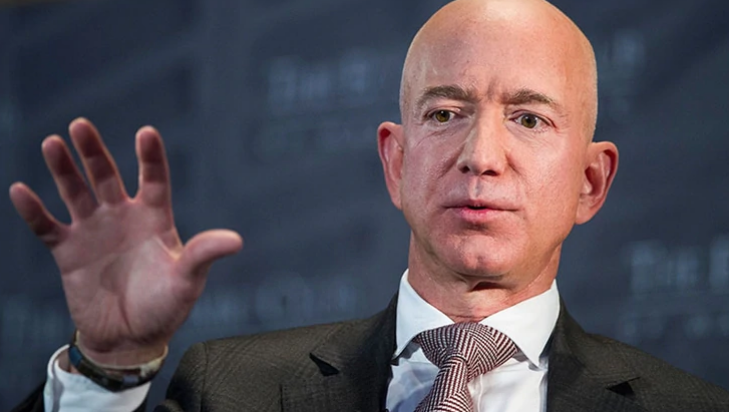 26 multimillonarios concentran tanta riqueza como la mitad de la humanidad | Economía