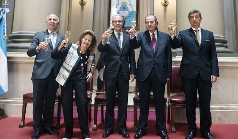 La Corte tratará el planteo por la reelección del gobernador de La Rioja, Sergio Casas | Política