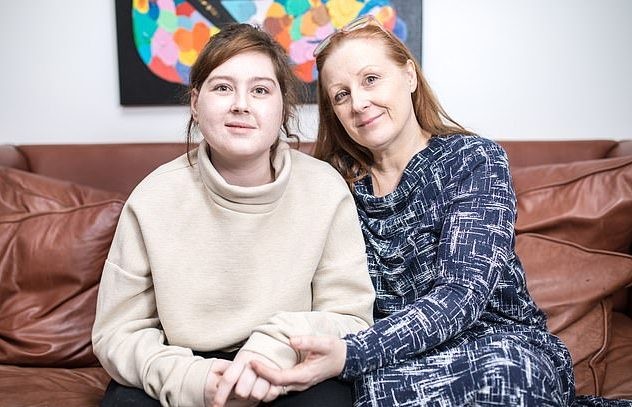 Era modelo, luchó contra un cáncer y su novio la dejó por Facebook porque había subido de peso | Curiosidades