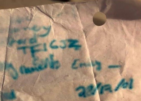 Lanzó un mensaje al mar en una botella y se lo encontró 17 años después | Curiosidades