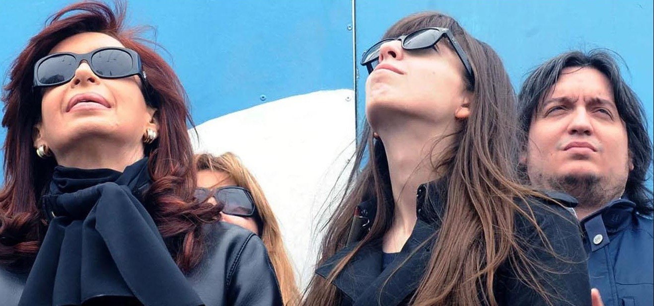 Hotesur: como querellante, el Gobierno pidió el juicio oral de Cristina Kirchner y sus hijos | Política