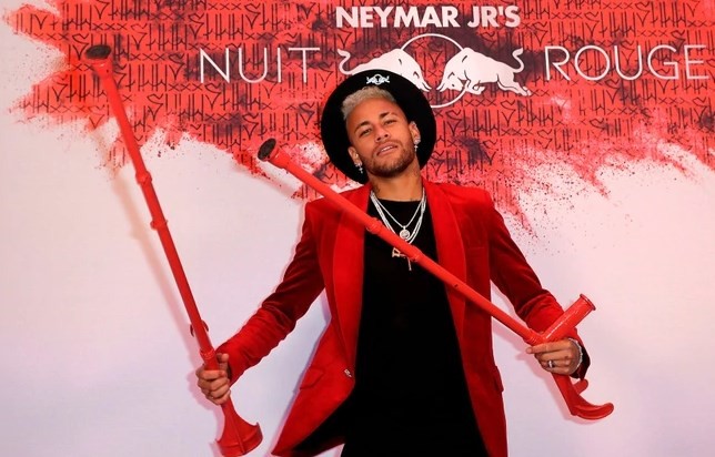 Neymar ATR: festejó su cumpleaños en París con muletas, 500 personas y dos condiciones para los invitados | Deportes