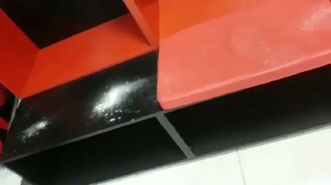 Escándalo en Central - Newell's: dos utileros intoxicados por un extraño polvo en el vestuario | Deportes