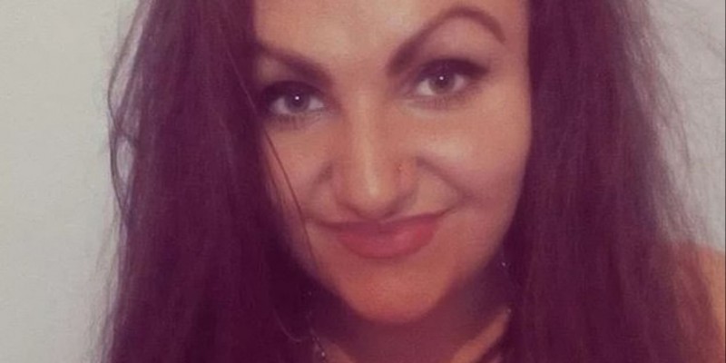 Se tiñó el pelo y sufrió una terrible reacción alérgica: "No podía abrir los ojos" | Curiosidades